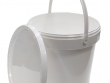 White plastic bucket, with lid, 25 Kg capacity